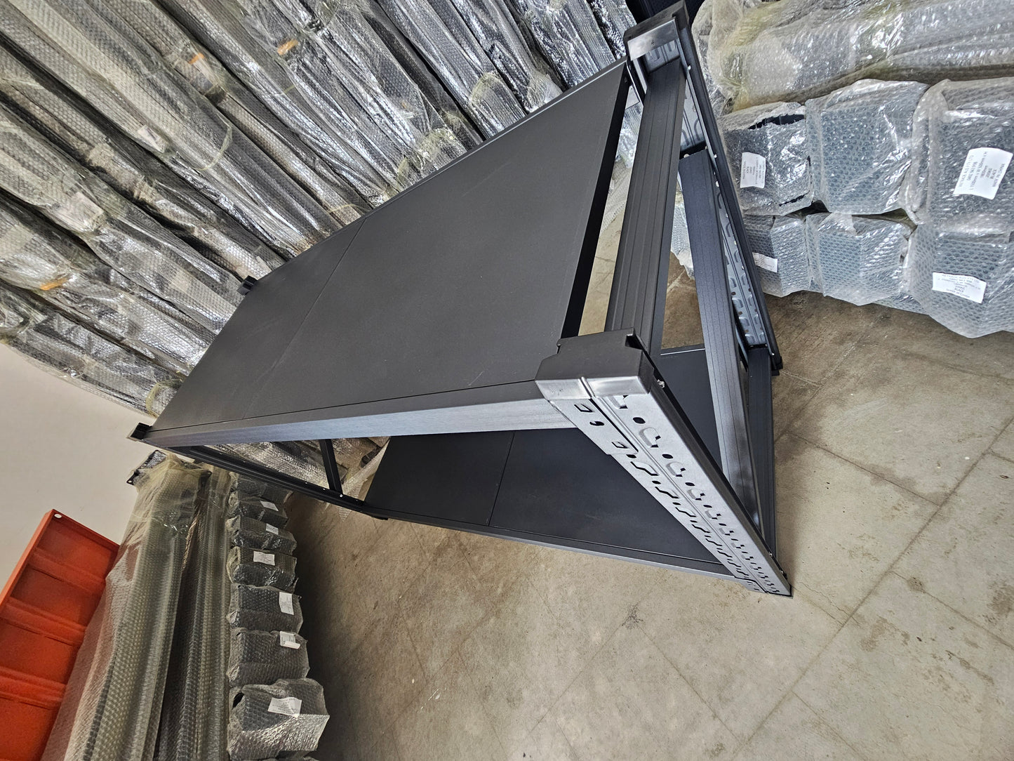 Short Steel Shelving L2mxW0.6mxH0.9m