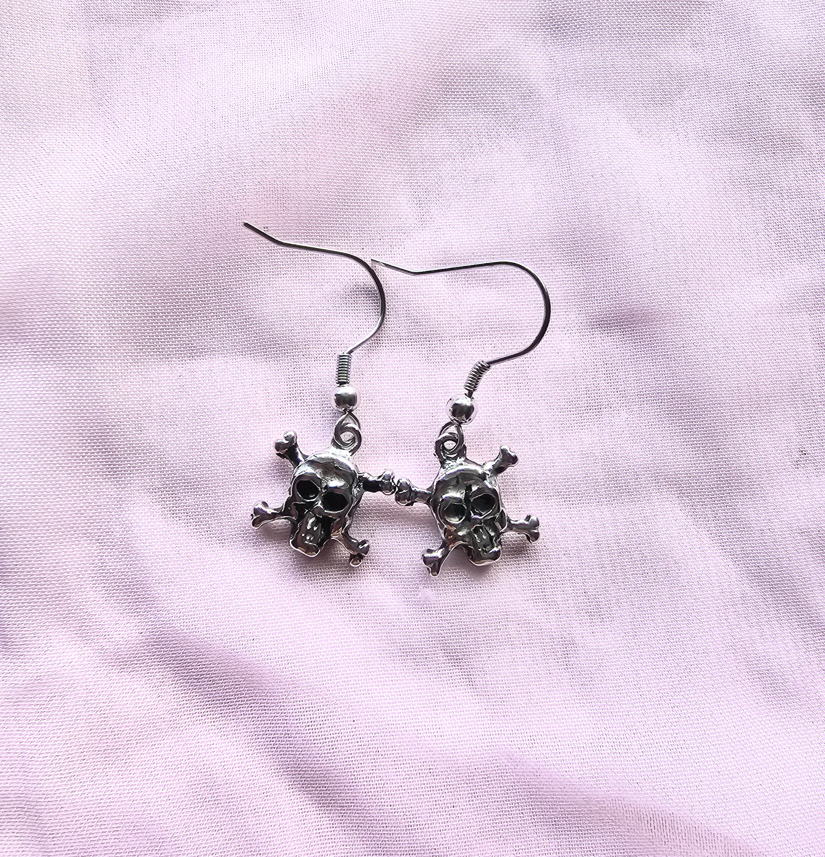 Biker Gothic Skull Earrings