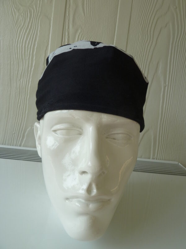 "Skull" Multi neck tube Cycling Bandana Free Post - Image 3