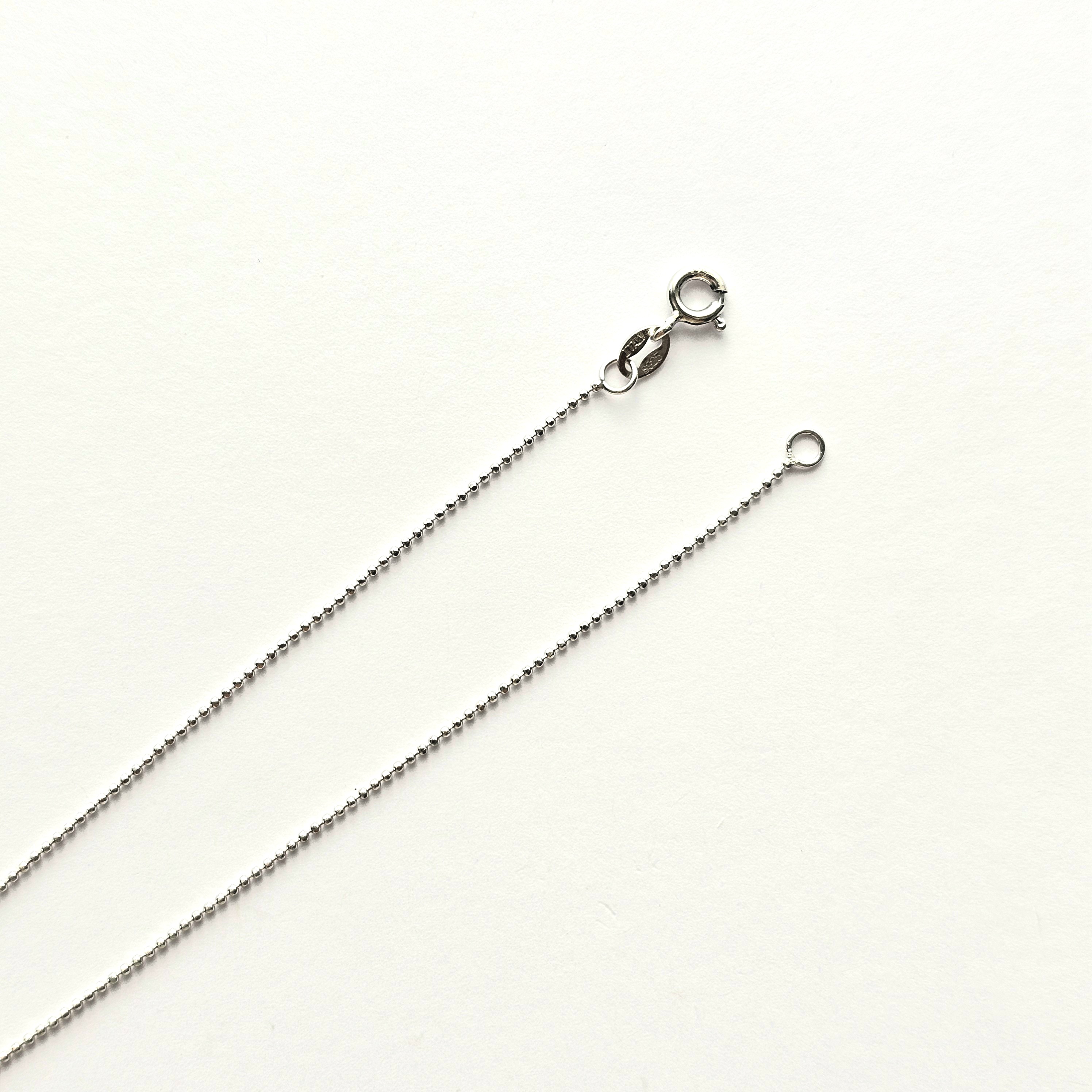Silver chain (Stamped)